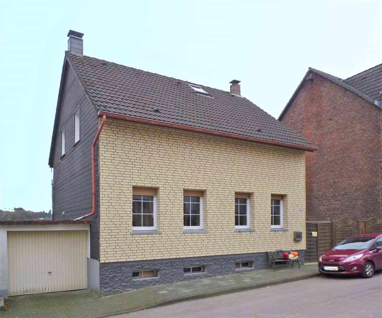Renovierungsbedürftiges EFH in attraktiver Lage Vermeegen Immobilien